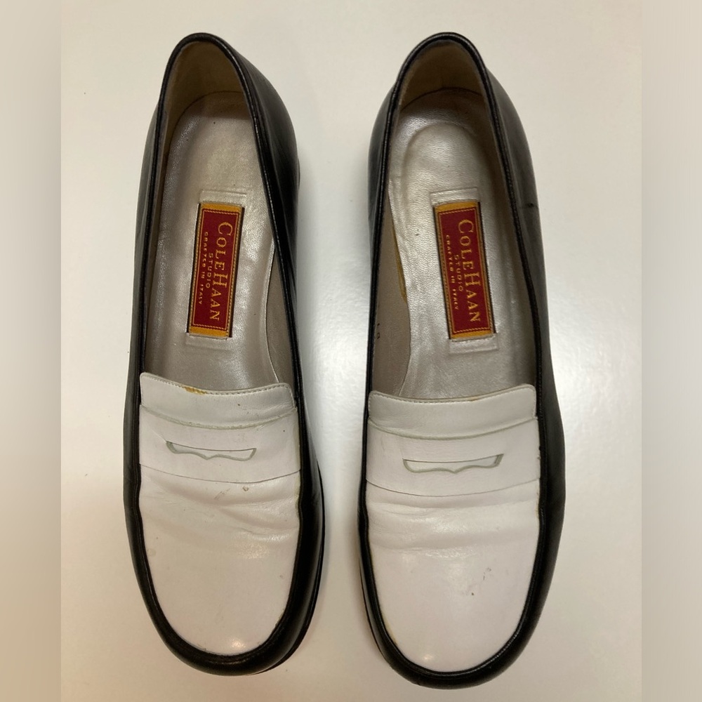 ⚡️ Cole Haan Size 9B Black and White Penny Loafers